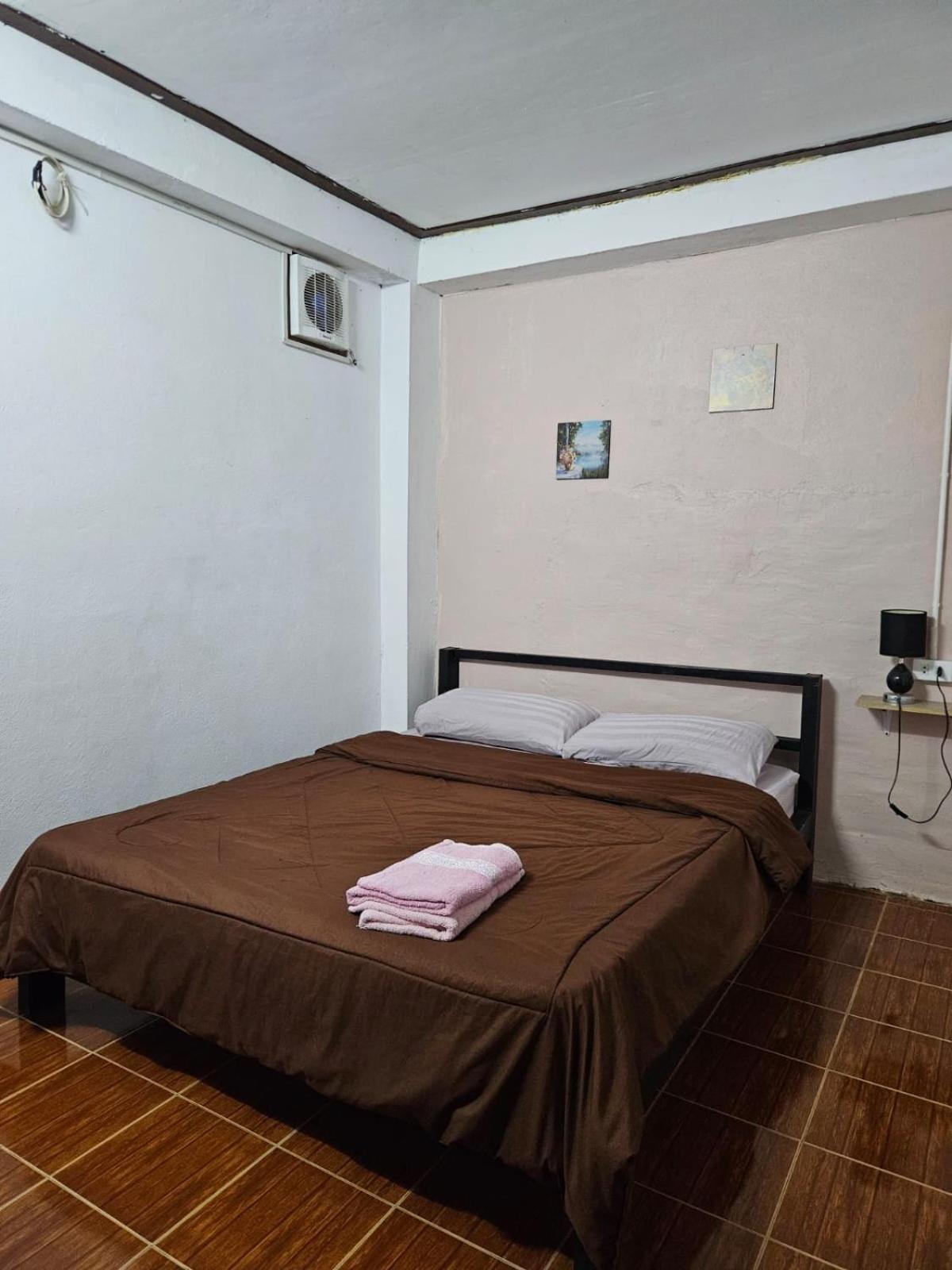 Bami Hostel Thakhek Dış mekan fotoğraf
